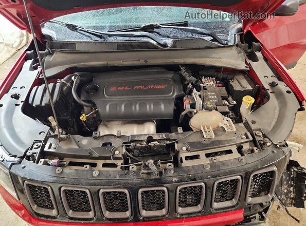 3C4NJDDB1HT674534 2017 JEEP COMPASS Red Vista del compartimento del motor