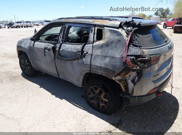 3C4NJDDB1JT441615 2018 JEEP COMPASS Silver Rear left