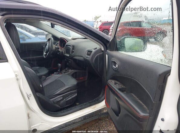 3C4NJDDB1MT515412 2021 JEEP COMPASS White Widok wnętrza z przodu