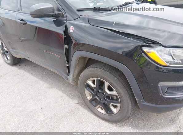 3C4NJDDB2JT128914 2018 JEEP COMPASS Black Вид спереду