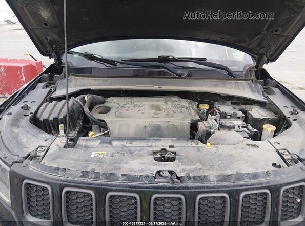 3C4NJDDB2JT128914 2018 JEEP COMPASS Black Вид ззаду