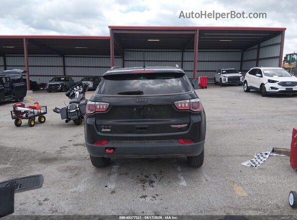 3C4NJDDB2JT128914 2018 JEEP COMPASS Black 