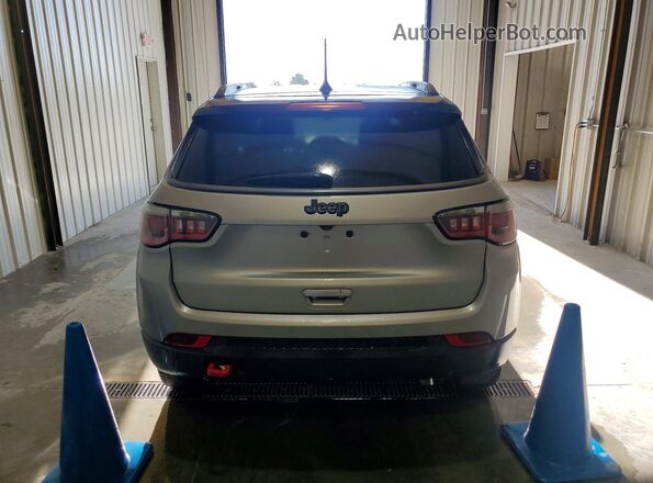 3C4NJDDB2KT712909 2019 JEEP COMPASS Silver 