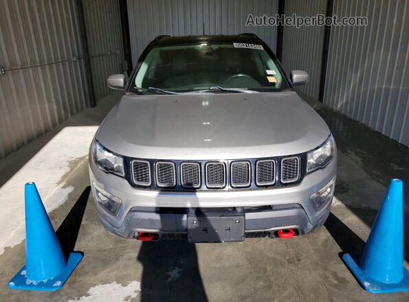 3C4NJDDB2KT712909 2019 JEEP COMPASS Silver 