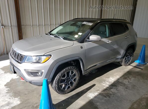 3C4NJDDB2KT712909 2019 JEEP COMPASS Silver 
