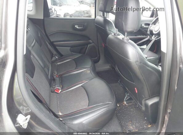 3C4NJDDB2KT739785 2019 JEEP COMPASS Gray VIN კოდის სტიკერის ხედი