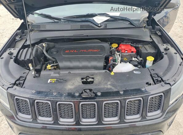 3C4NJDDB2LT207891 2020 JEEP COMPASS Black 