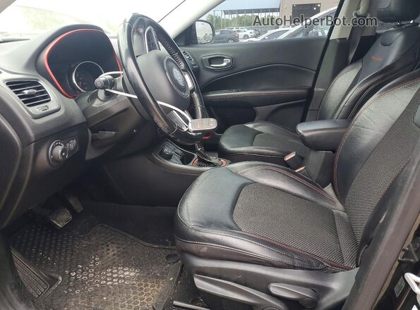 3C4NJDDB2LT207891 2020 JEEP COMPASS Black 