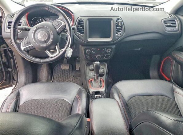3C4NJDDB2LT207891 2020 JEEP COMPASS Black 