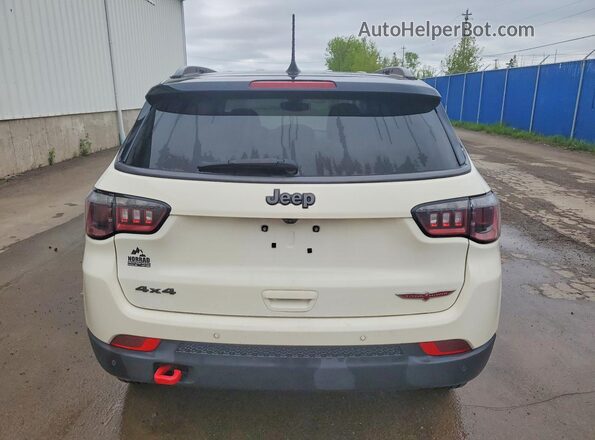 3C4NJDDB2MT529352 2021 JEEP COMPASS Two Tone უკანა ხედი