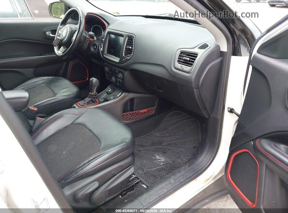3C4NJDDB3HT624038 2017 JEEP NEW COMPASS White Սալոնի դիմացի տեսք