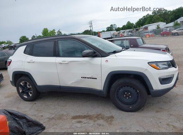 3C4NJDDB3HT624038 2017 JEEP NEW COMPASS White Սալոնի հետևի տեսք