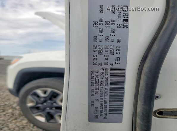 3C4NJDDB3JT451708 2018 JEEP COMPASS White VIN კოდის სტიკერის ხედი