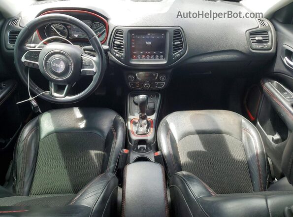 3C4NJDDB3JT451708 2018 JEEP COMPASS White წინა პანელის ხედი