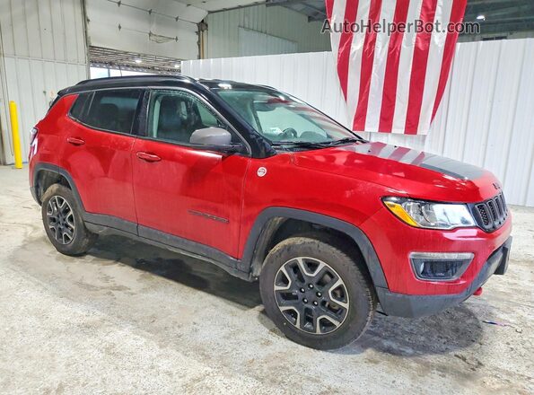 3C4NJDDB3KT670959 2019 JEEP COMPASS Red Front right