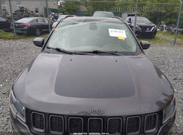 3C4NJDDB3LT223985 2020 JEEP COMPASS Pewter Вид спереду