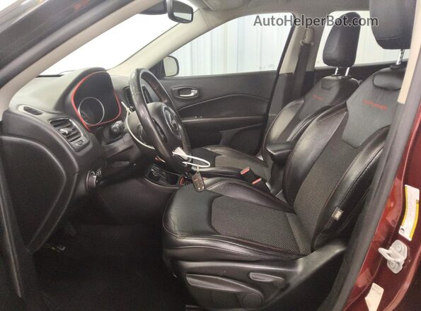 3C4NJDDB3MT512172 2021 JEEP COMPASS Burgundy 