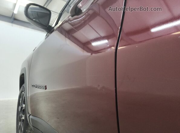 3C4NJDDB3MT512172 2021 JEEP COMPASS Burgundy 