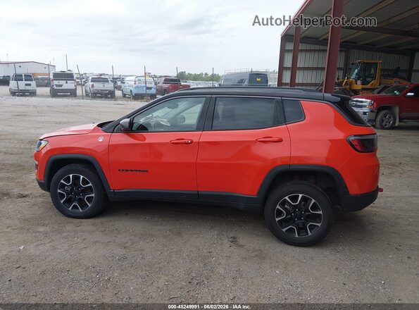 3C4NJDDB3MT600624 2021 JEEP COMPASS Оранжевый Панорамный вид салона 360°