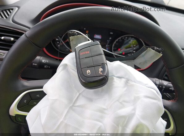 3C4NJDDB3MT600624 2021 JEEP COMPASS Оранжевый Вид панели приборов