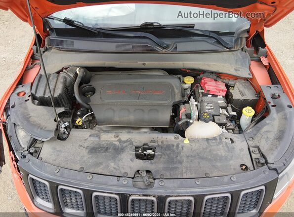 3C4NJDDB3MT600624 2021 JEEP COMPASS Оранжевый Вид сзади