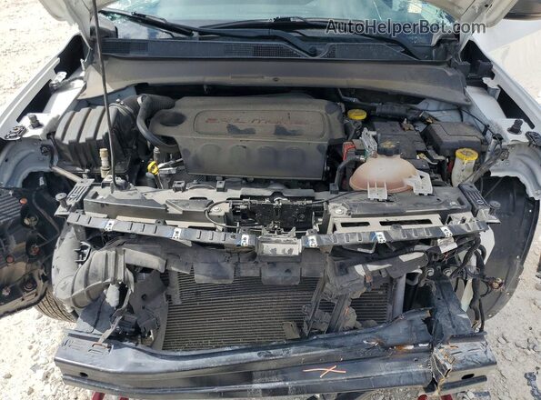 3C4NJDDB3NT130659 2022 JEEP COMPASS White Շարժիչի բաժամունքի տեսք
