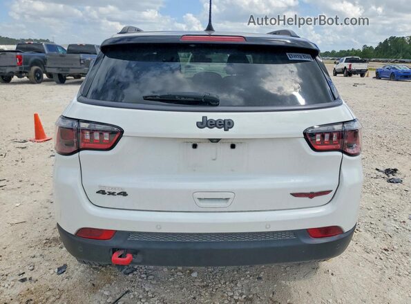 3C4NJDDB3NT130659 2022 JEEP COMPASS White Հետևի տեսք
