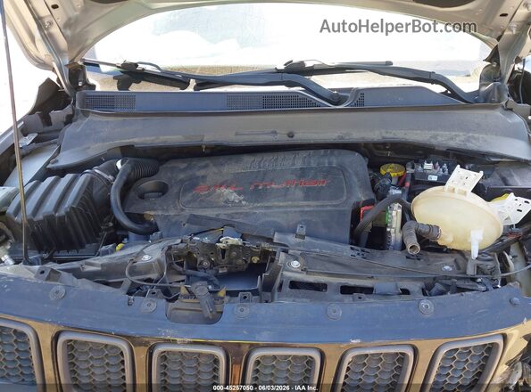 3C4NJDDB4LT214440 2020 JEEP COMPASS Silver უკანა ხედი