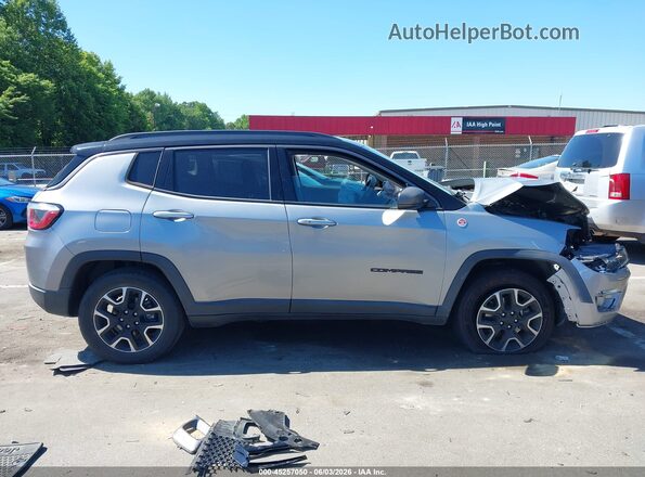3C4NJDDB4LT214440 2020 JEEP COMPASS Silver სალონის 360-გრადუსიანი ხედი