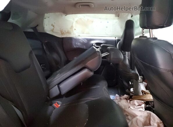 3C4NJDDB5JT130267 2018 JEEP COMPASS Orange Вид задньої частини салону