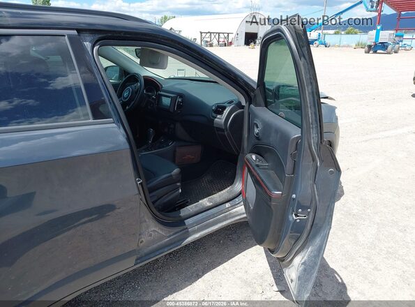 3C4NJDDB5JT238971 2018 JEEP COMPASS Gray Widok wnętrza z przodu