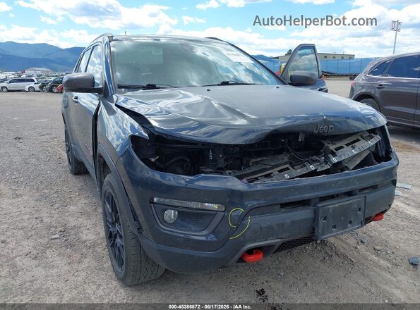 3C4NJDDB5JT238971 2018 JEEP COMPASS Gray Widok z przodu