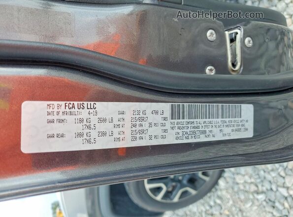 3C4NJDDB5KT759898 2019 JEEP COMPASS Gray Engine compartment view