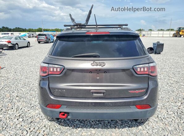 3C4NJDDB5KT759898 2019 JEEP COMPASS Gray Rear view