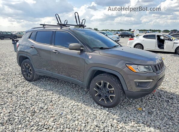 3C4NJDDB5KT759898 2019 JEEP COMPASS Gray Front right