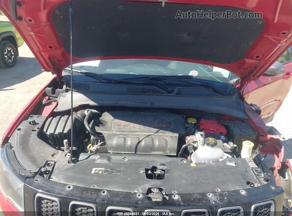 3C4NJDDB5LT177334 2020 JEEP COMPASS Red Widok z tyłu