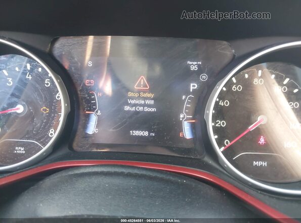 3C4NJDDB5LT177334 2020 JEEP COMPASS Red Widok tylnych siedzeń
