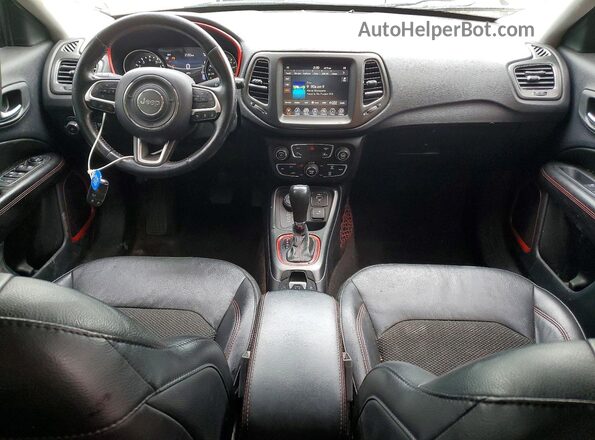 3C4NJDDB5MT576844 2021 JEEP COMPASS White Вид панелі приладів