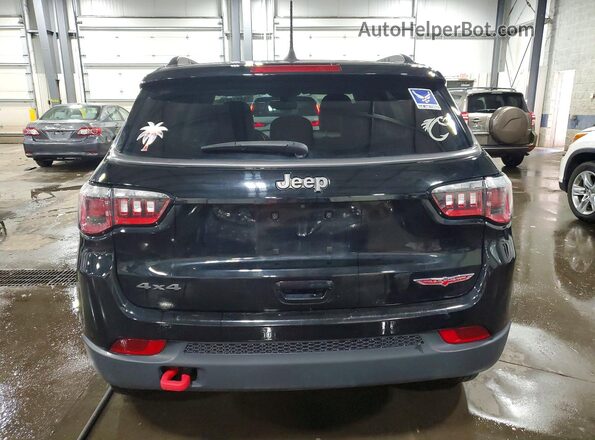 3C4NJDDB6JT262731 2018 JEEP COMPASS Black Вид ззаду