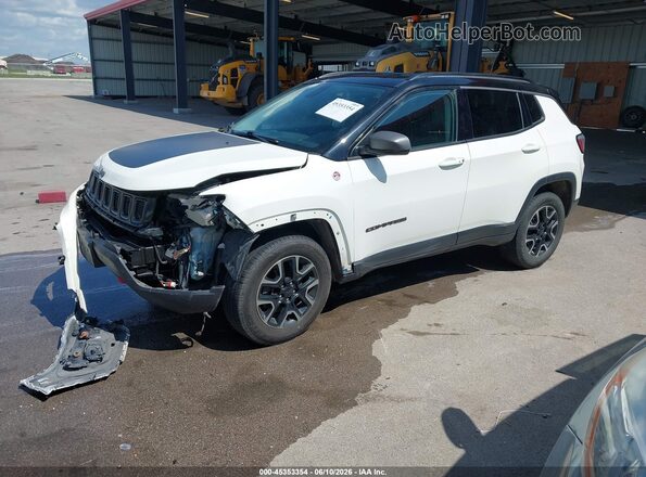 3C4NJDDB6KT668199 2019 JEEP COMPASS White Передня ліва чверть