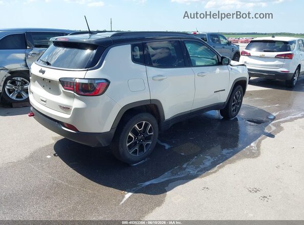3C4NJDDB6KT668199 2019 JEEP COMPASS White Задня права чверть