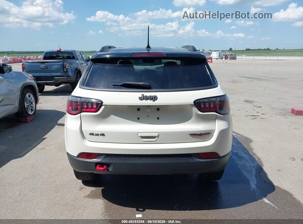 3C4NJDDB6KT668199 2019 JEEP COMPASS White 