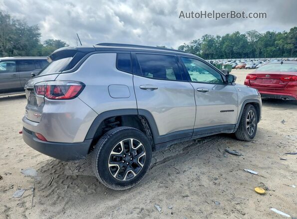 3C4NJDDB6LT126716 2020 JEEP COMPASS Silver 