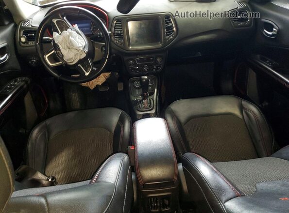 3C4NJDDB6LT189248 2020 JEEP COMPASS Gray Առջևի վահանակի տեսք
