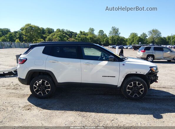 3C4NJDDB6MT557980 2021 JEEP COMPASS White Սալոնի 360 աստիճան տեսք