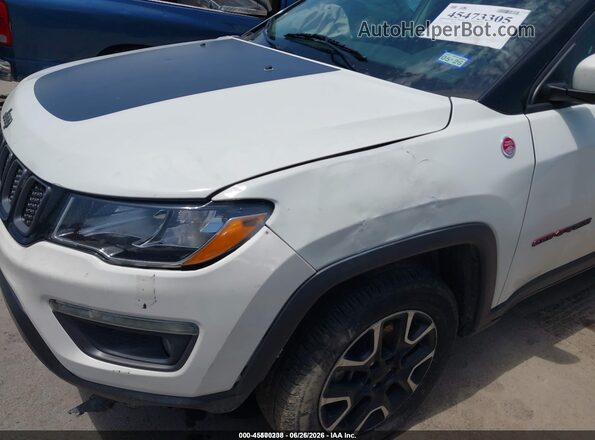 3C4NJDDB6MT589926 2021 JEEP COMPASS White Widok z przodu