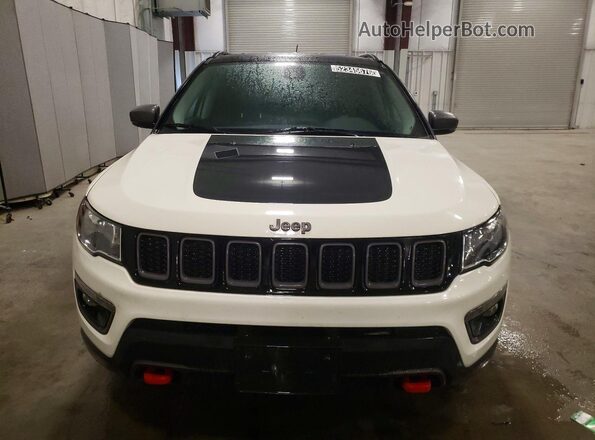 3C4NJDDB7KT721637 2019 JEEP COMPASS White 