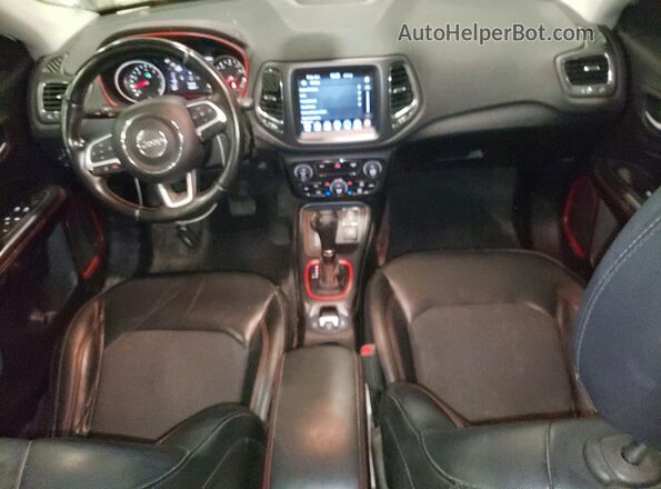 3C4NJDDB7KT721637 2019 JEEP COMPASS White 
