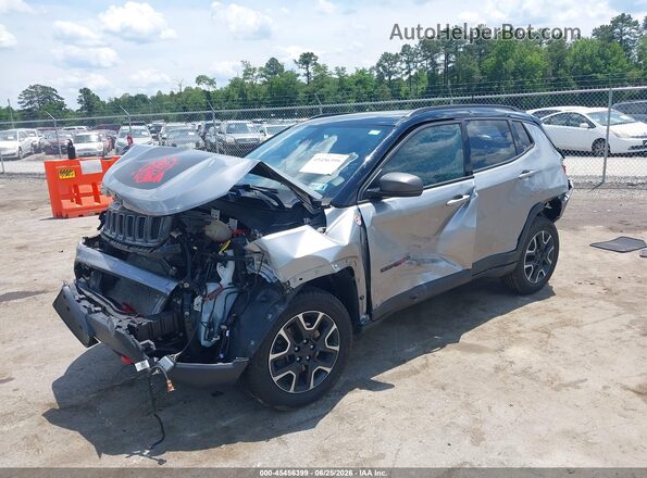 3C4NJDDB7KT790540 2019 JEEP COMPASS Silver Front left