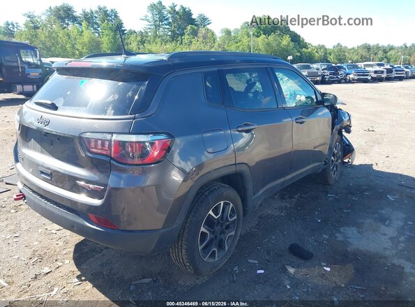 3C4NJDDB7LT137806 2020 JEEP COMPASS Black Trasero derecho